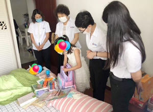 長青婦聯“六一”前夕 慰問薛家鎮(zhèn)困境兒童